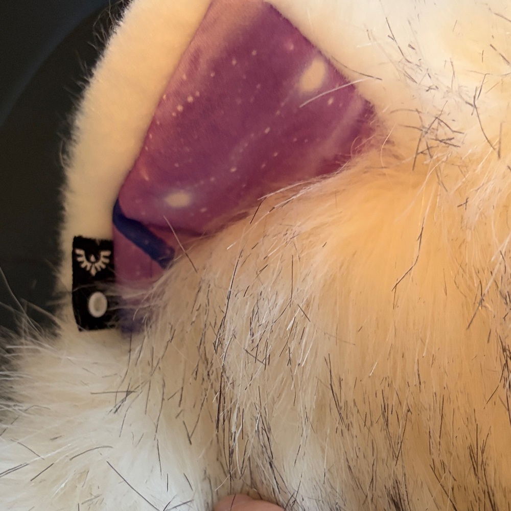 SpiritHoods White Faux Fur Hood with Kitty Ears Collectors Edition - Picture 15 of 16